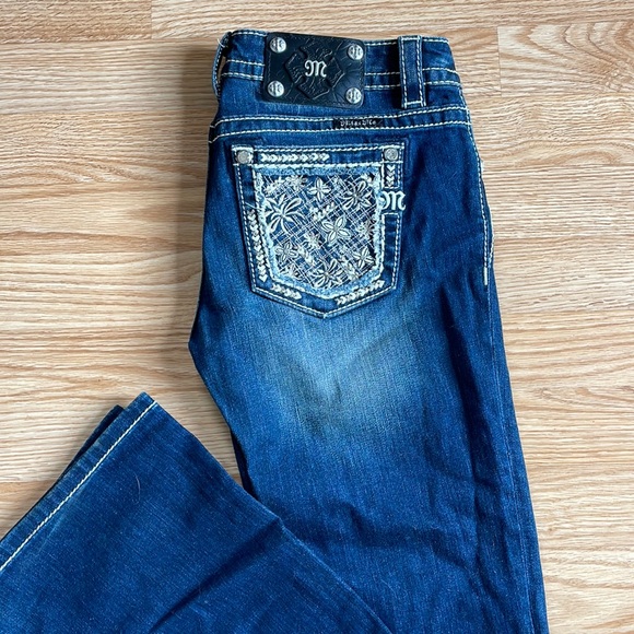 Brand New Miss Me Signature Bootcut Bling Jeans Ladies 27 - Picture 1 of 6